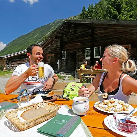 Alpenglueck Apartamento