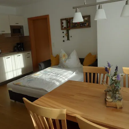 Alpenglueck Apartamento Aich (Styria)